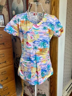 Dickies Summer Tropical Print Scrub Top